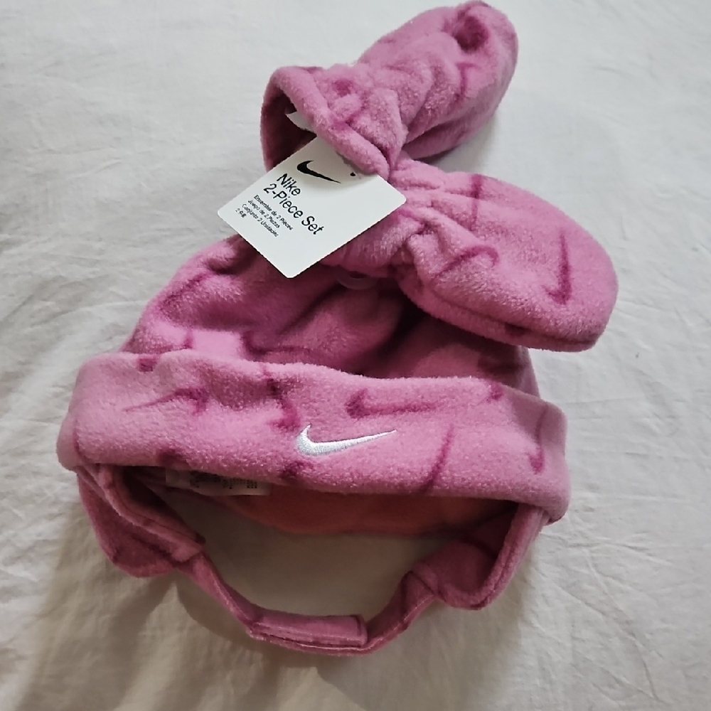 Nike Kids Pink Fleece Hat and Mittens Set